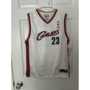 NWT Reebok Authentic Cleveland Cavaliers Lebron James 23 Jersey Youth Large